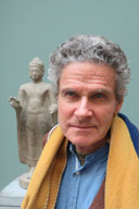 Cosey, chevalier des Arts et des Lettres