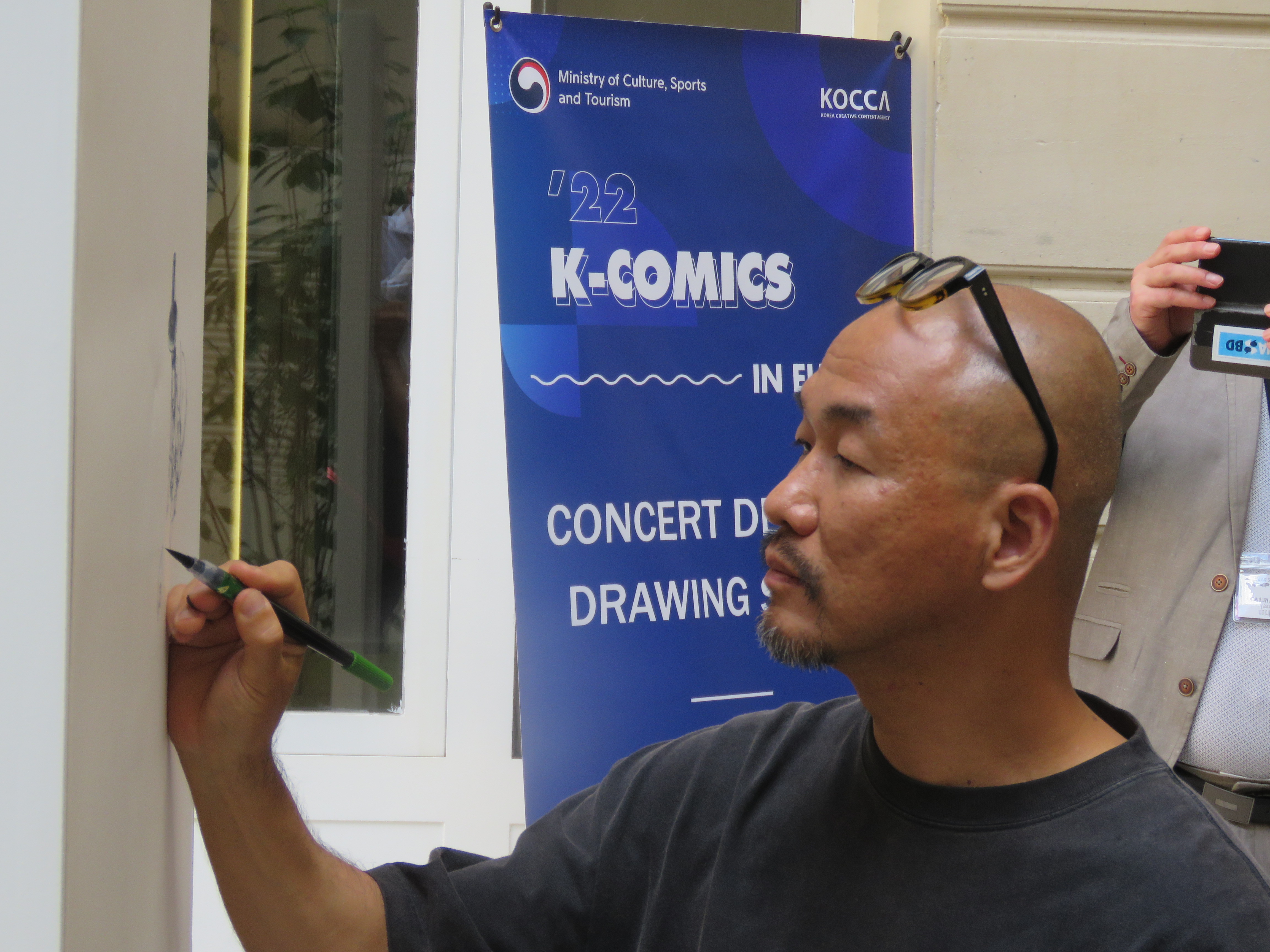 Drawing Show exceptionnel de Kim Jung Gi au Centre Culturel Coréen de Paris
