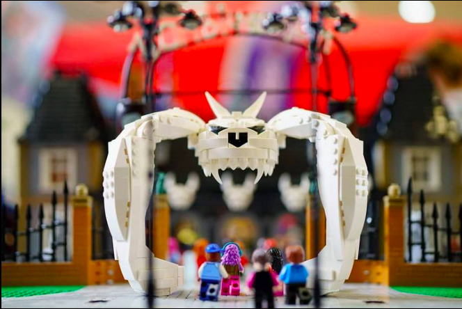 Angoulême 2023 - Choses vues : Zombillénium en Lego, suivez le guide !