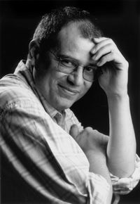 L'écrivain Martin Winckler fait l'éloge des Super-Héros.