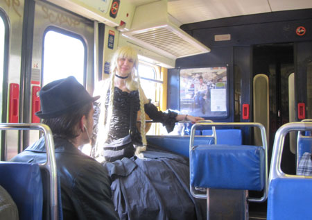 Japan Expo 2013 - Et dans le métro, on fait comment ?