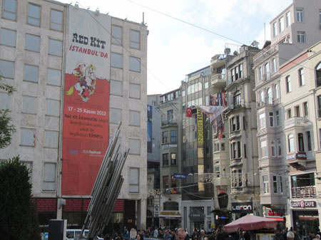 Lucky Luke invité d'honneur du Salon du Livre d'Istanbul