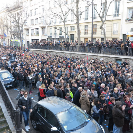 Plusieurs millions de soutiens défilent pour Charlie Hebdo