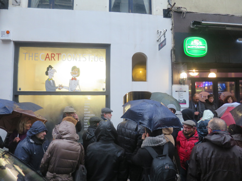 Charlie Hebdo : les caricaturistes belges rendent hommage à leurs pairs !