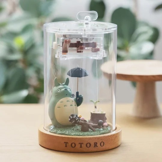 C'est la fête des mères, achetez-lui un goodie Ghibli !