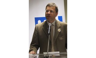 Angoulême 2011 : Gilles Ciment reconduit à la direction de Cité de la BD et de l'Image 