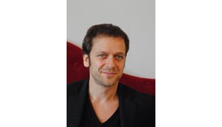 Jonathan Zaccaï : "Quartier lointain" est une fable moderne".
