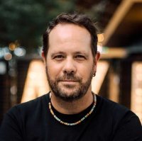 Nicolas Keramidas : « Invader m'a permis de redécouvrir les villes que je connaissais déjà et de visiter celles que je ne connaissais pas encore. » [INTERVIEW]