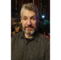Matt Kindt ("Du sang sur les mains") : "Je voulais faire une œuvre qui ne pouvait pas être faite avec autre chose que les comics."