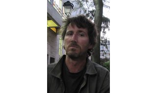 Christophe Chabouté : " Le personnage principal du livre, ce ne sont pas les gens qui défilent, c'est le banc."
