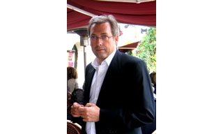 Hachette entre dans le capital de Delcourt ?