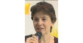 Anne Nivat : "Correspondante de guerre, c'est être un pont entre deux mondes"