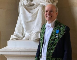 Emmanuel Guibert, un « pentamaître » à l'Académie des Beaux-Arts