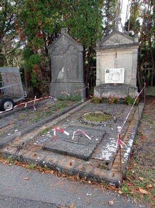 Sauvons la tombe du créateur de Bécassine !