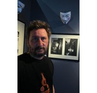 Serge Darpeix (Directeur artistique des Rencontres du 9e art d'Aix en Provence) : " On a voulu que le spectateur soit en permanence dans les mots, dans la tête d'Alan Moore."