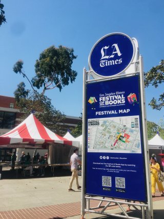 Los Angeles, un festival, des BD, et des punks à chien