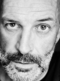 Mark Eacersall (« Kleos ») : un récit initiatique au parfum de vérité. [INTERVIEW]