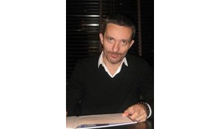 Jérôme Salle : "Largo Winch est un héros qui conserve des côtés ordinaires qui le rendent touchant".