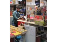 Qu'attend ce gouvernement pour rouvrir les librairies ?