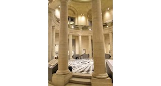 Alix à Versailles : l'art de Jacques Martin