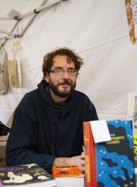 Alex Chauvel, (Les Pigments sauvages) : "J'avais fait un livre compliqué, nous en avons fait un livre complexe" [INTERVIEW]