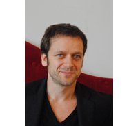Jonathan Zaccaï : "Quartier lointain" est une fable moderne".
