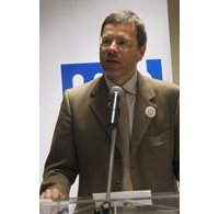 Angoulême 2011 : Gilles Ciment reconduit à la direction de Cité de la BD et de l'Image 