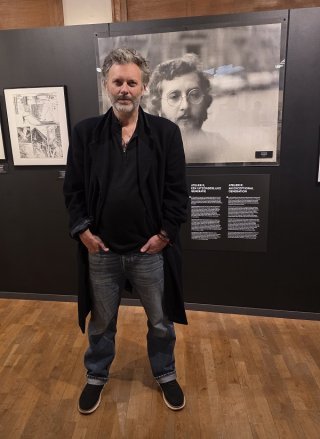 Romain Renard (Revoir Comanche) : « Je dessine encore avec la main de mon père. » [INTERVIEW]