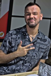 Kenny Ruiz (dessinateur) : « Reprendre Tezuka c'est aussi lourd que de porter le monde » [INTERVIEW]