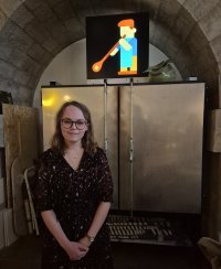 De mains en mains : le reportage de Léa Georgelin dans les ateliers de souffleurs de verre