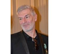 Remise de décoration poignante pour Bernard Yslaire