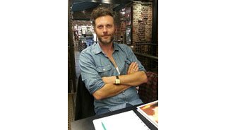 Romain Renard : "Melvile m'a permis de concilier mes envies de faire de la BD et de la musique, chaque création permettant d'enrichir un même univers"