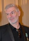 Remise de décoration poignante pour Bernard Yslaire