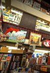 Livres en magasin, livres en colis : l'exemple de Forbidden Zone et de BDWeb.fr à Bruxelles