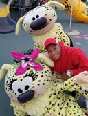 Djamel Debouzze et Kylian m'Bappé au parc d'attraction Spirou-Provence