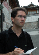 Laurent Boileau (<i>Approved for Adoption</i> 1/2) : « Il fallait que je me réapproprie le récit pour mieux le transmettre au public »