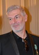Remise de décoration poignante pour Bernard Yslaire