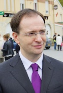 Les lecteurs adultes de comics sont des "abrutis" pour le Ministre russe de la Culture...