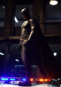 « Batman, The Dark Knight » passe de l'ombre à la lumière
