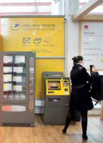 Confinement : en France, le gouvernement prend en charge les frais d'expédition de livres des librairies indépendantes 
