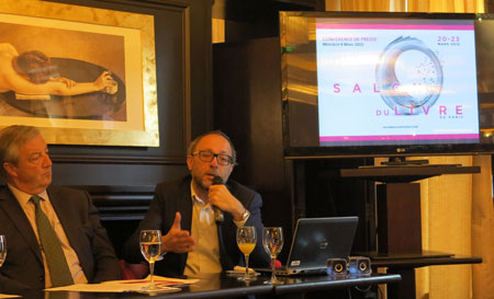 Bertrand Morisset (directeur du Salon du Livre) : "Je préfère combattre le trafic de dédicaces que me battre contre les selfies."