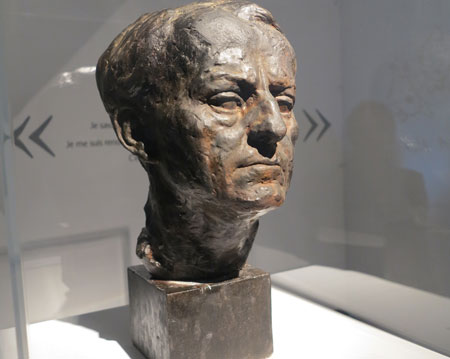 Pour son 5e anniversaire, le Musée Hergé invite Nat Neujean, le sculpteur de Tintin
