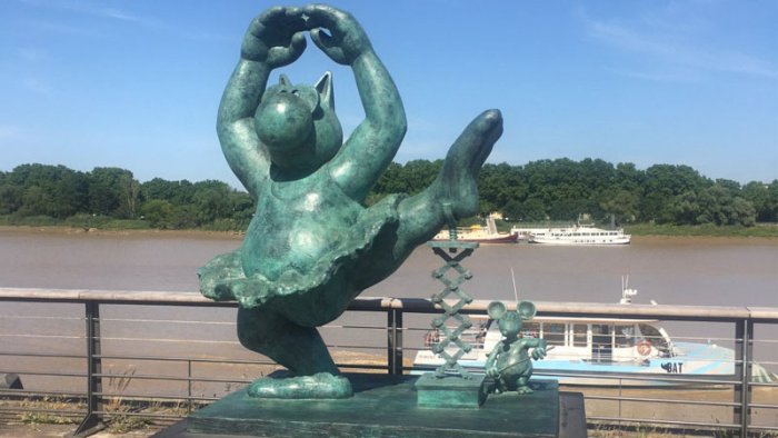 Une exposition plein air pour les Chats de Geluck à Bordeaux