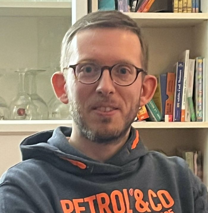 "Les Piliers de la Terre" : N. Ruffini-Ronzani (conseiller historique) : "Ce Moyen Âge tient la route !" [INTERVIEW]
