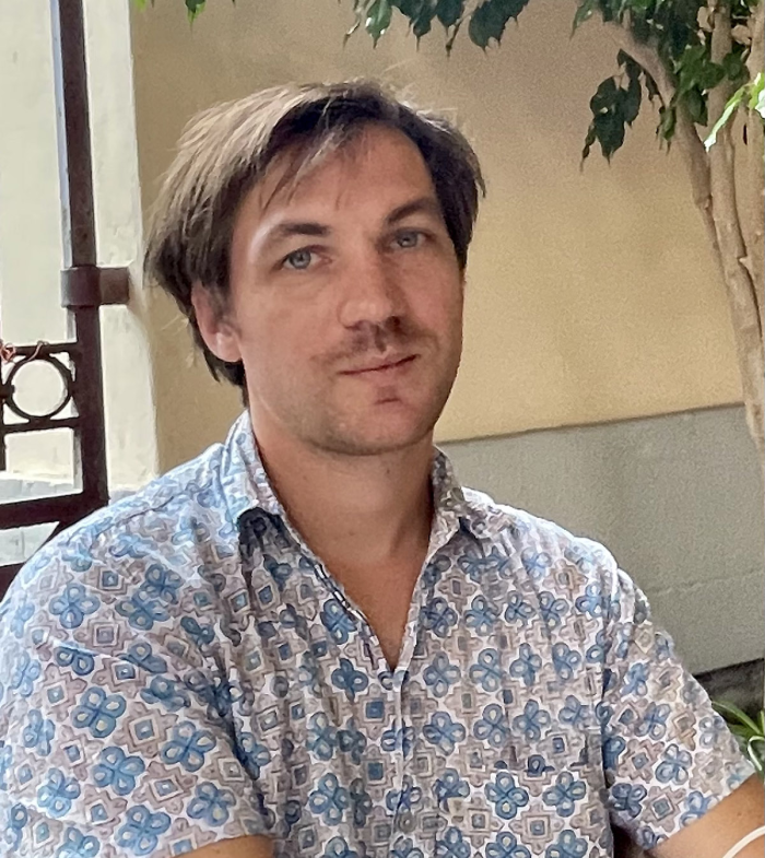 Simon Lamouret : "Bangalore" m'a donné envie de revenir en France et d'exister en tant qu'auteur" 