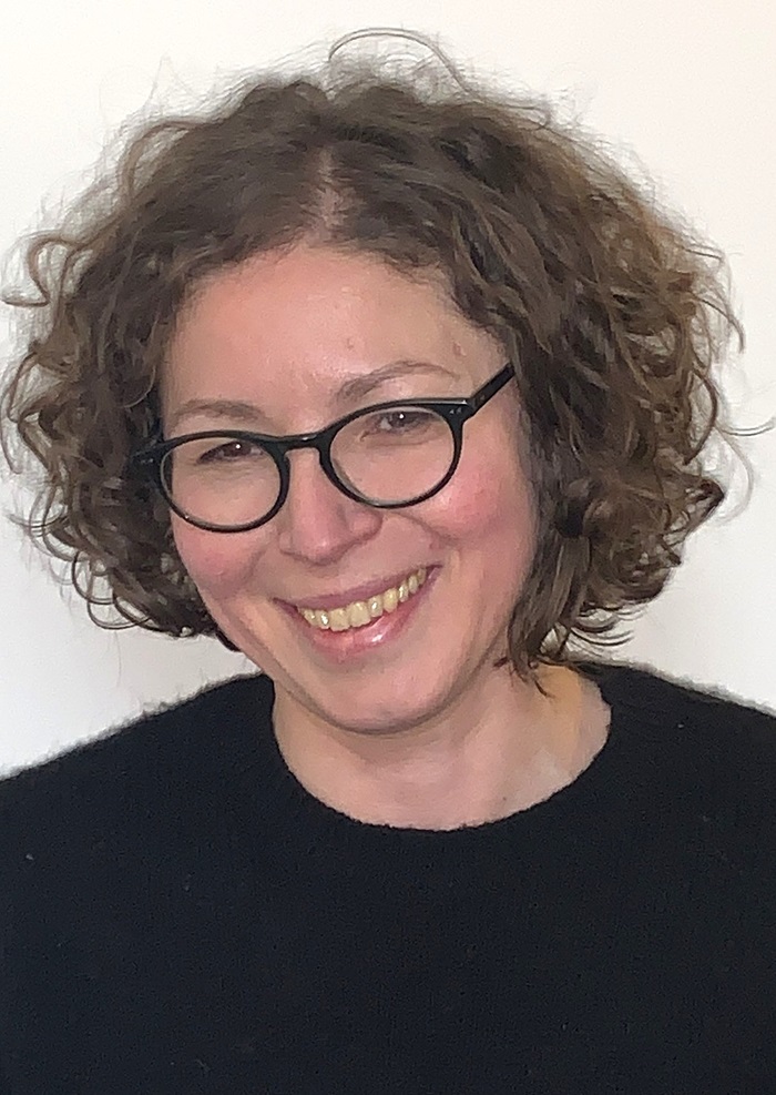 Stéphanie Rubini (Si Chères à mon cœur) lève le voile sur le quotidien des sages-femmes [PODCAST]
