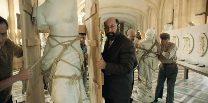 Les Héros du Louvre : du singulier de la BD au pluriel de l'écran