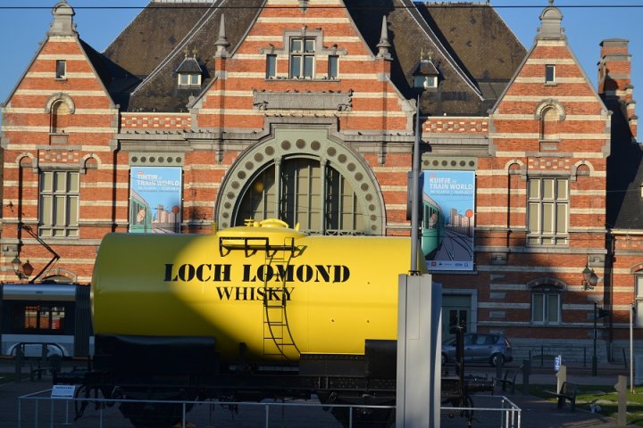 Tintin, une affaire qui roule !
