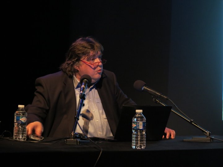 Centre Belge de la Bande Dessinée : Jean Auquier démissionne
