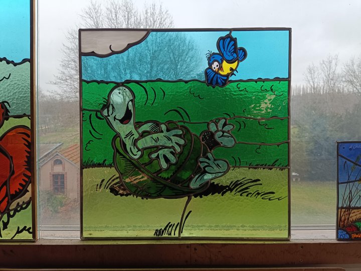 Les héros de BD en vitrail à Chartres